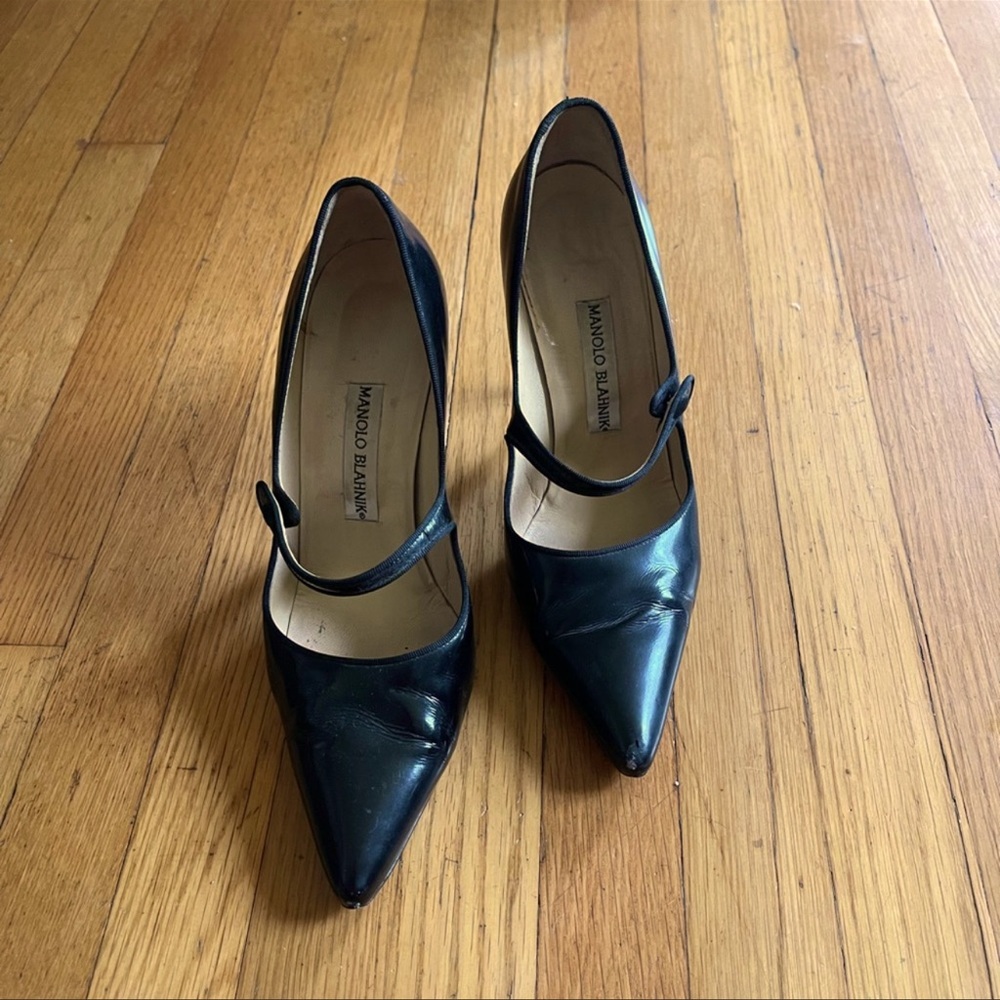Sz 39 Manolo Blahnik Black Patent Mary Jane Pumps
